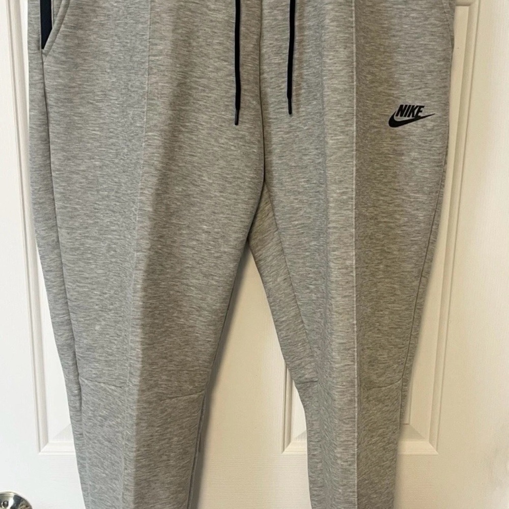 Nike Tech Fleece Dark Gray Heather Black Pants Sweatpants Joggers - Picture 4 of 7